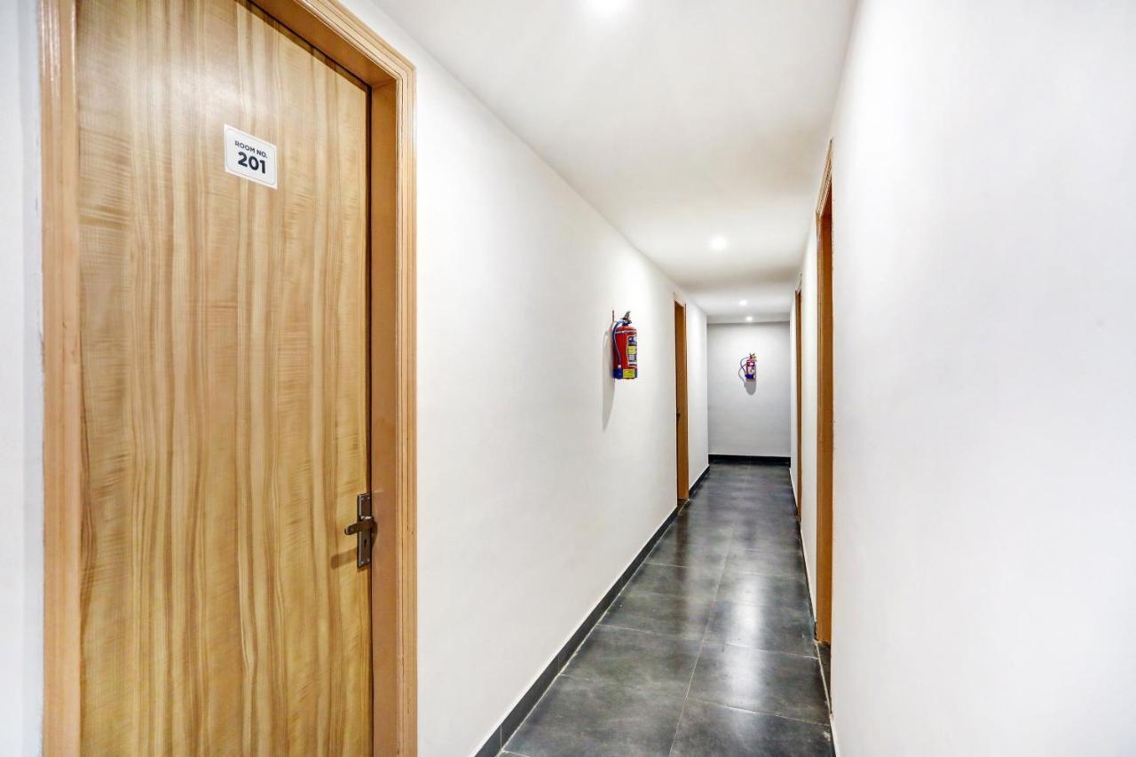Oyo 81641 Collection O Hotel A1 Residency Hotel 3*