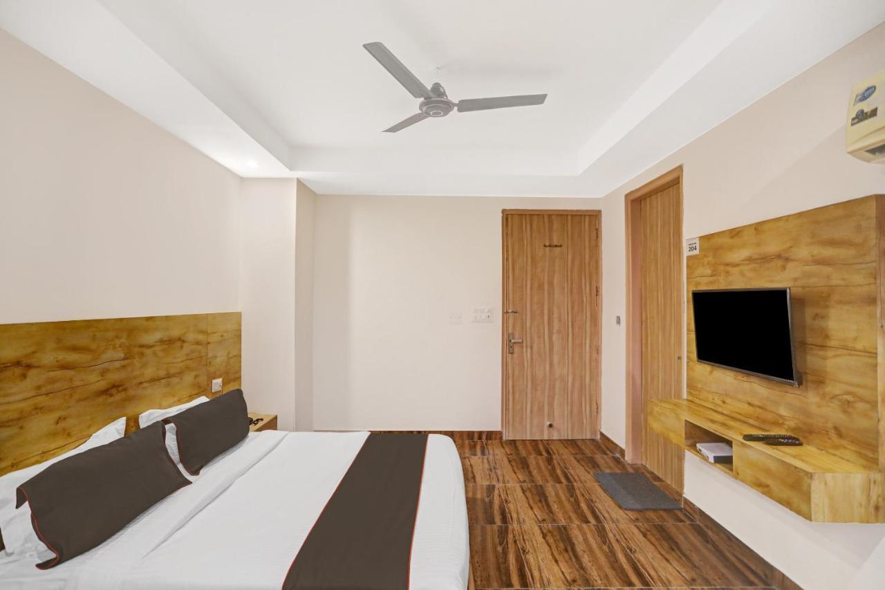 Oyo 81641 Collection O Hotel A1 Residency Hotel